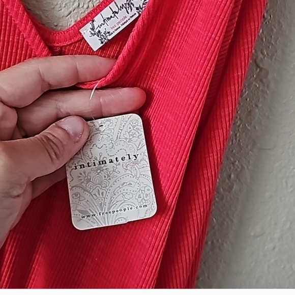 NWT Free People Coral Knit Flowy Tank Top - Picture 2 of 2